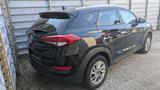 Hyundai Tucson 1.6*Leder*Nichtraucher*1 Hand*TÜV:NEU* - Hyundai TUCSON Gebrauchtwagen in Lübeck