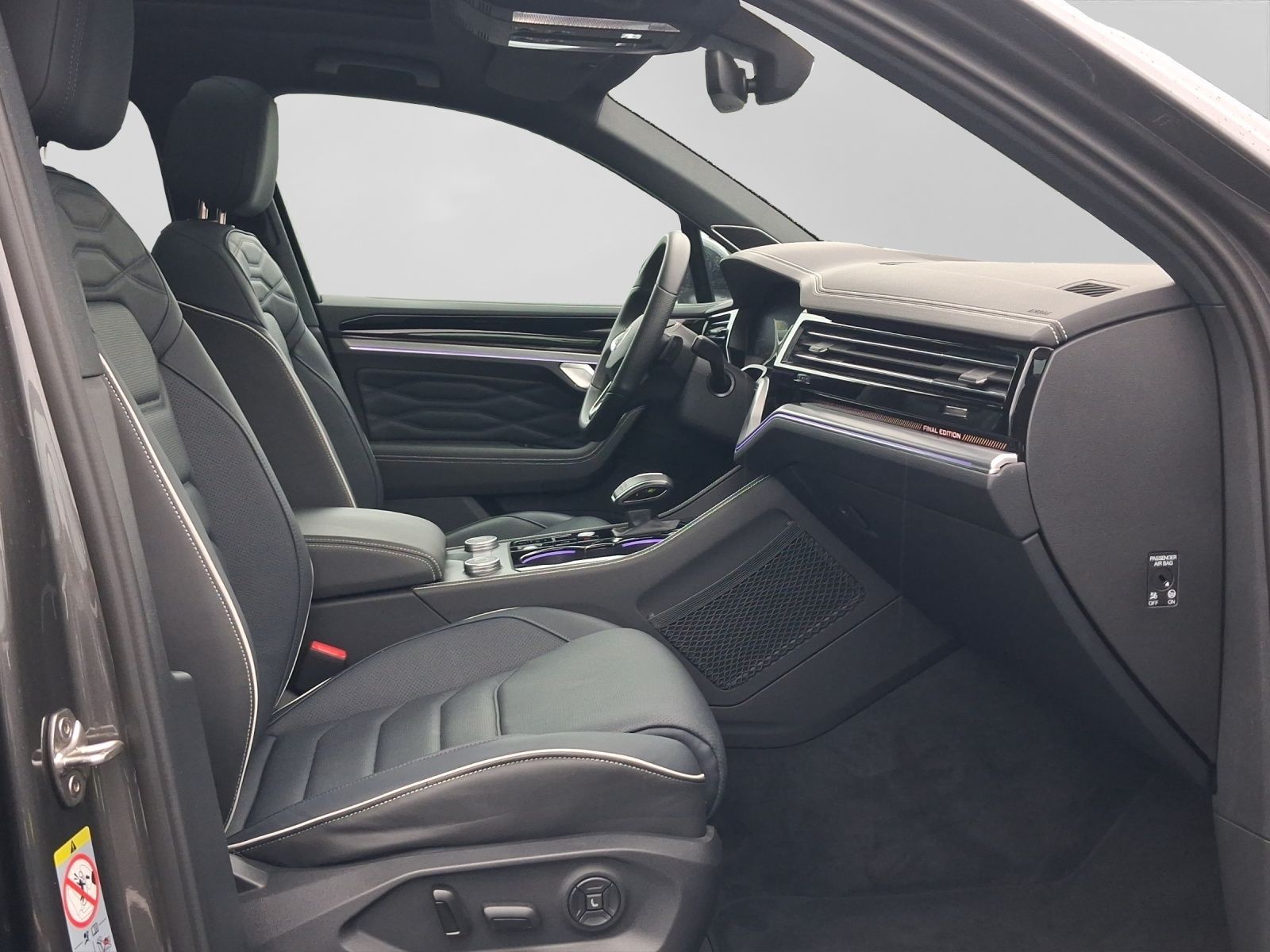 Volkswagen Touareg 3.0 TDI 4M R-LINE FINAL EDITION L foto 4