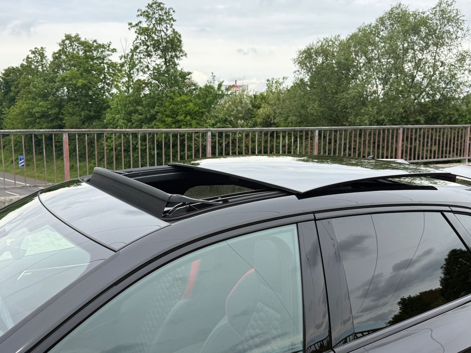 Fahrzeugabbildung Audi RS3 Sportback KERAMIK|DYNAMIK+|290|HUD|PANO|360°