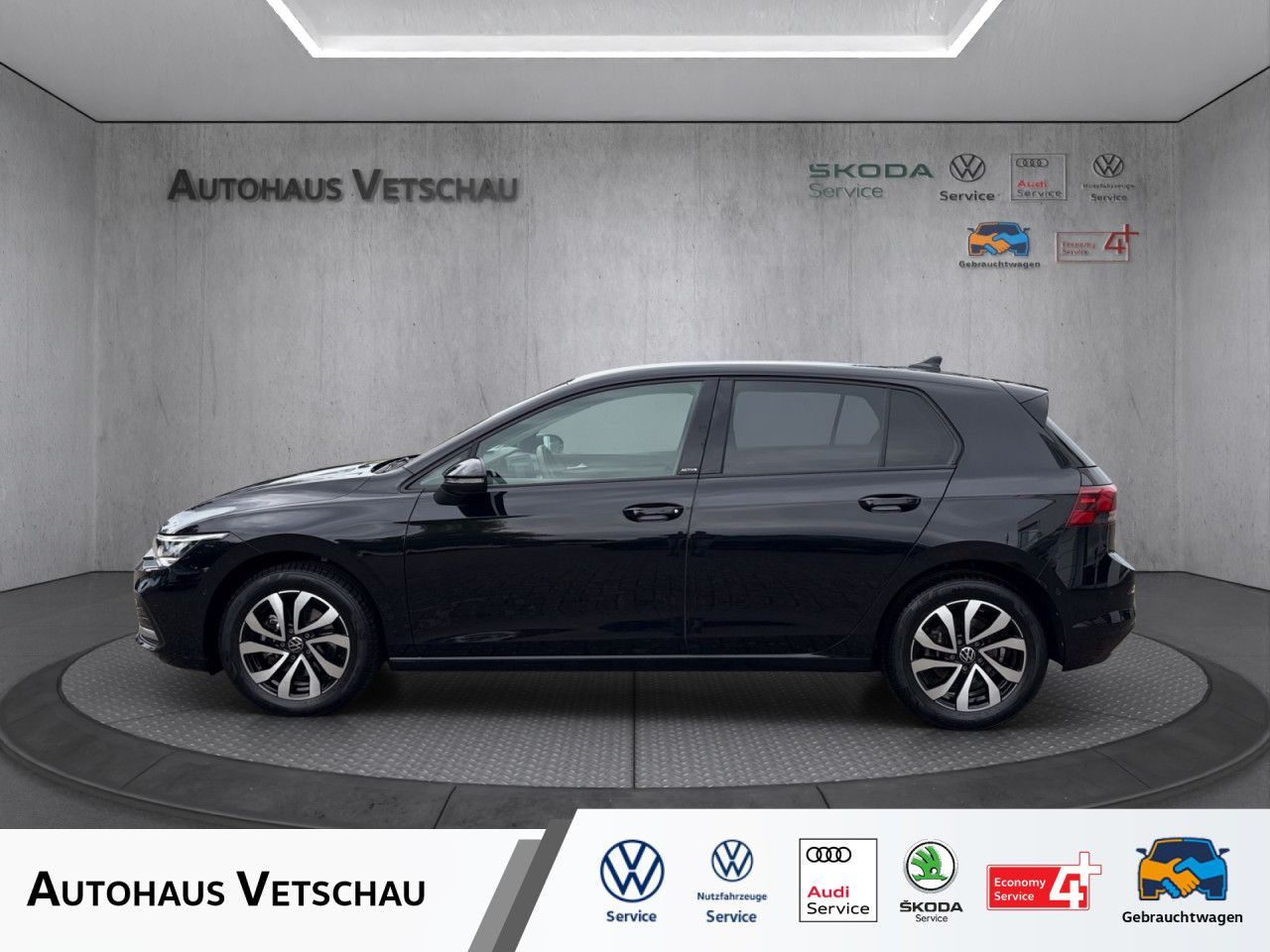 Volkswagen Golf VIII 1.5 TSI DSG Active Bluetooth Navi LED