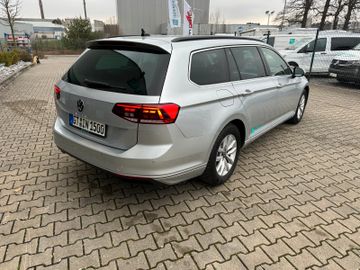 Fahrzeugabbildung Volkswagen Passat  1.5 TSI Business Comfortline