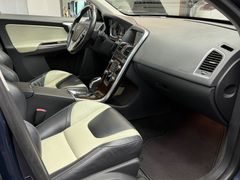 VOLVO XC60 Summum AWD*PANO*LEDER*CAM*LED*NAVI*ACC*MEMO