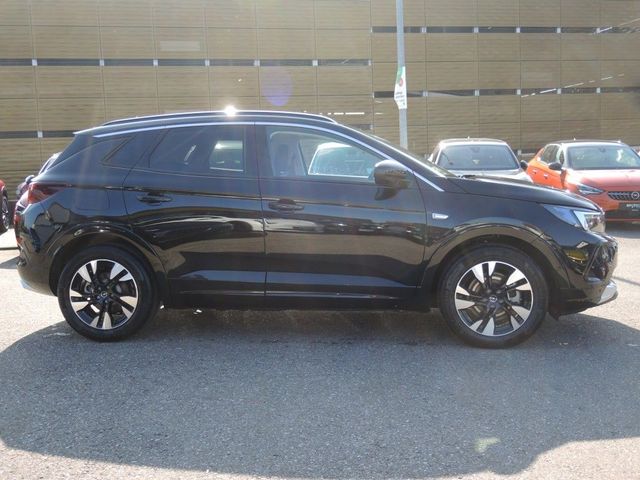 Grandland Plug-in-Hybrid 1.6 Elegance