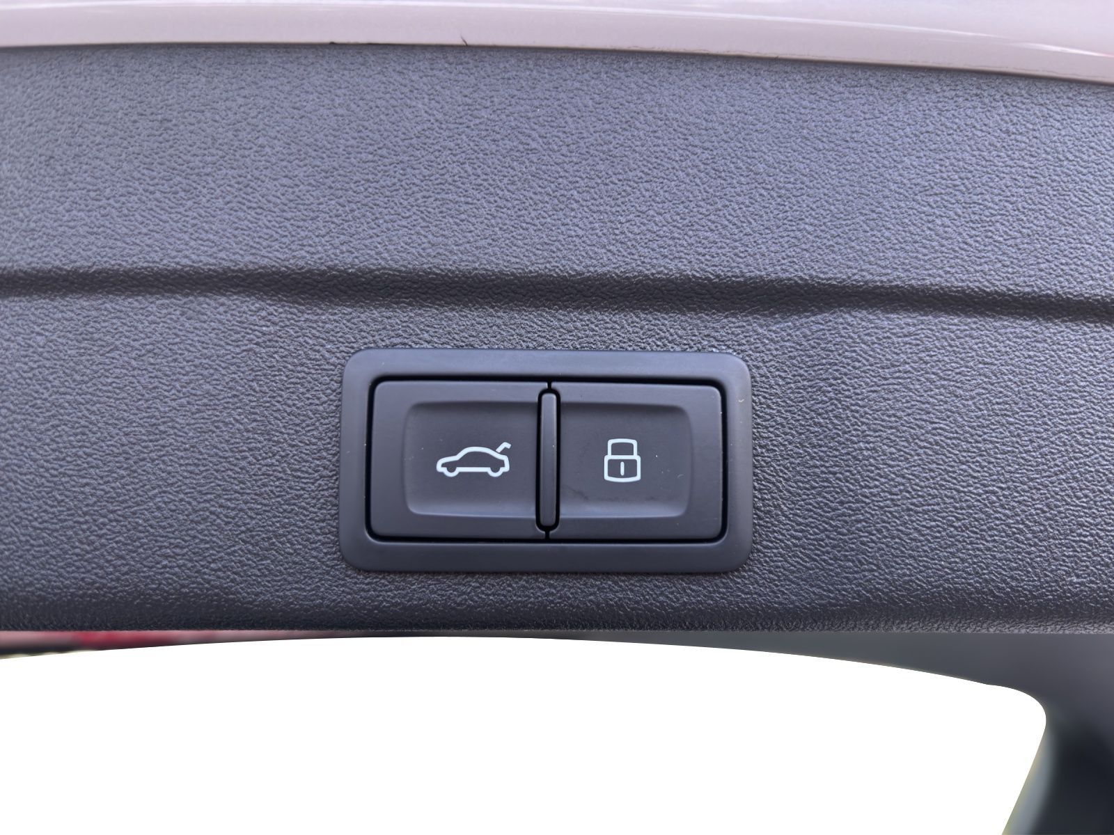 Audi A6 - Bild 12