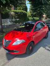 Lancia Ypsilon 1.2 69 CV 5 porte Elle - Lancia Ypsilon Elle mit Benzin-Antrieb