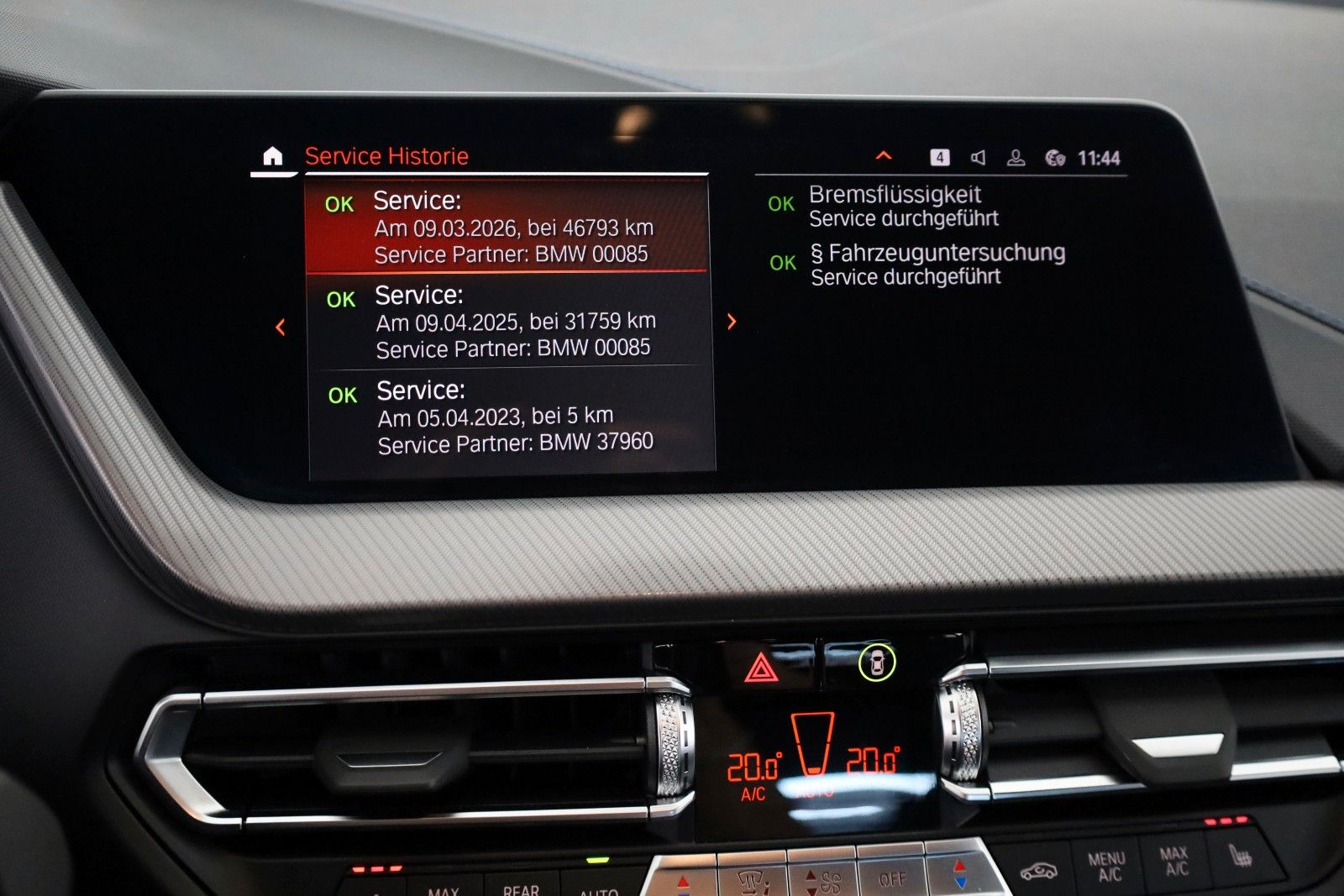 Fahrzeugabbildung BMW 120 i M Sport, T.Leder,Navi,LED,SH,Kamera,+WR
