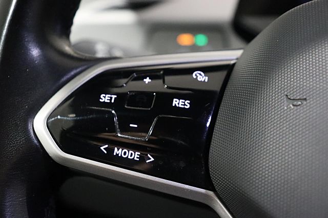 ID.3 Pro Performance ACC Winterräder Navi LED