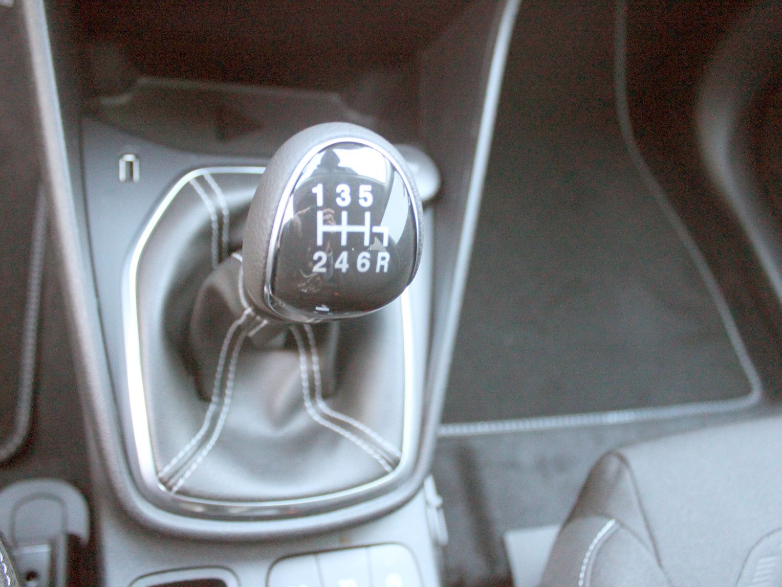 Fahrzeugabbildung Ford Fiesta Titanium