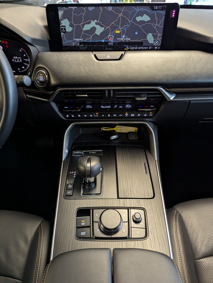 MAZDA CX-80 3.3L E-SKYACTIV D 254 HOMURA+ 7-Sitze Pano - Image 22