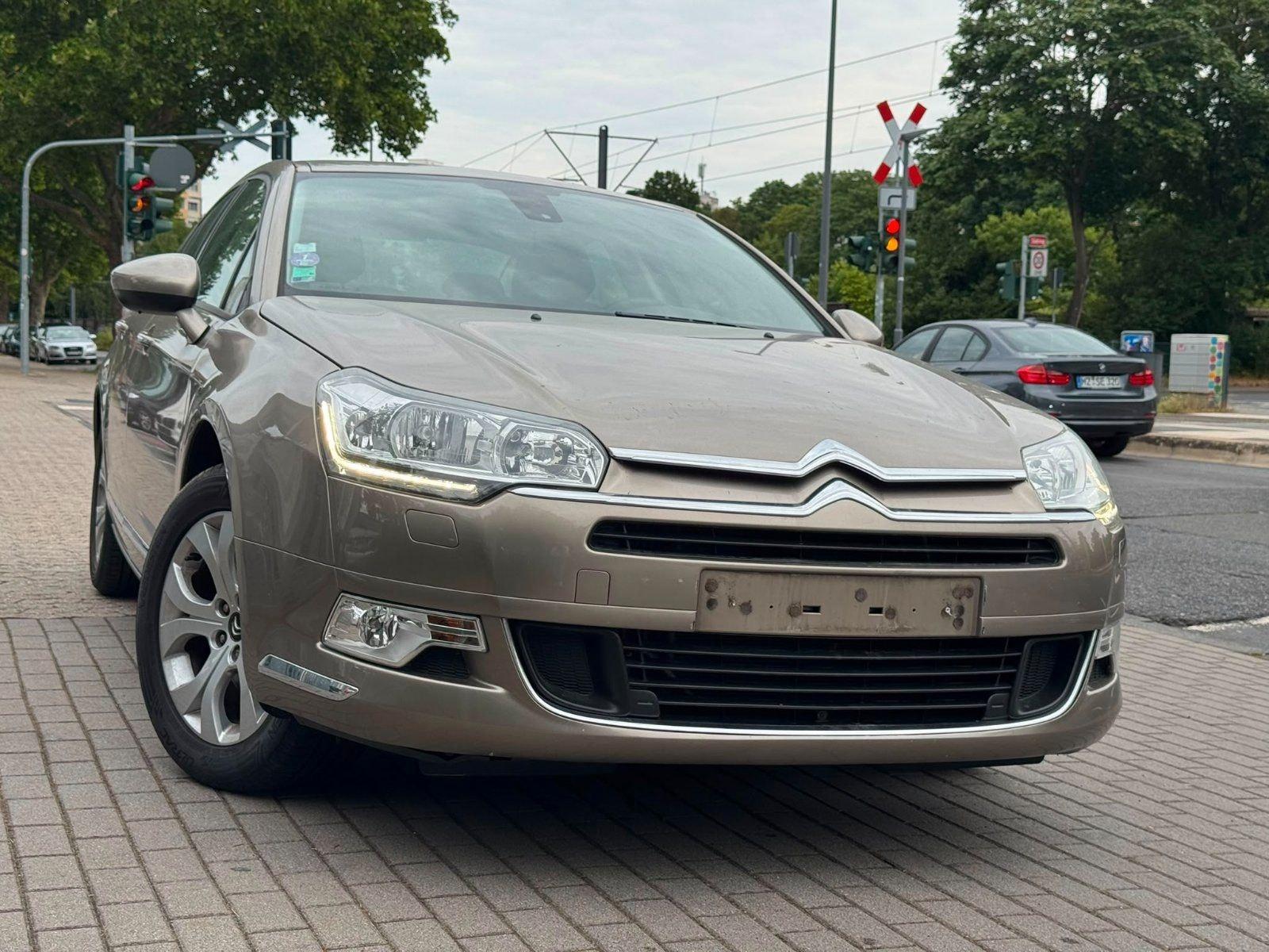 Citroën C5 Confort NAVI. BT. AUTOMATIK. PDF