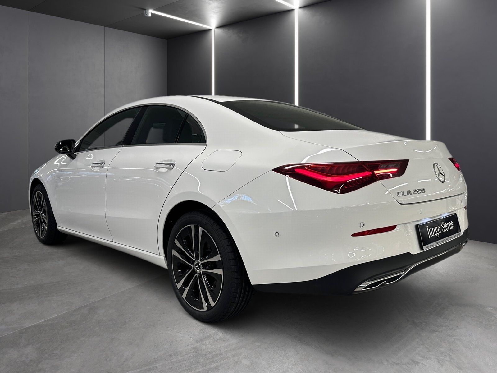 Fahrzeugabbildung Mercedes-Benz CLA 200 Progressive*LED*Kamera*CarPlay*Spur*MBUX