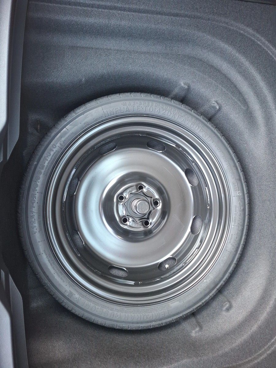 Fahrzeugabbildung Volkswagen Golf VIII Variant TDI Life LED Navi AID ACC PDC
