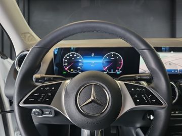 Mercedes GLB 180 - 6