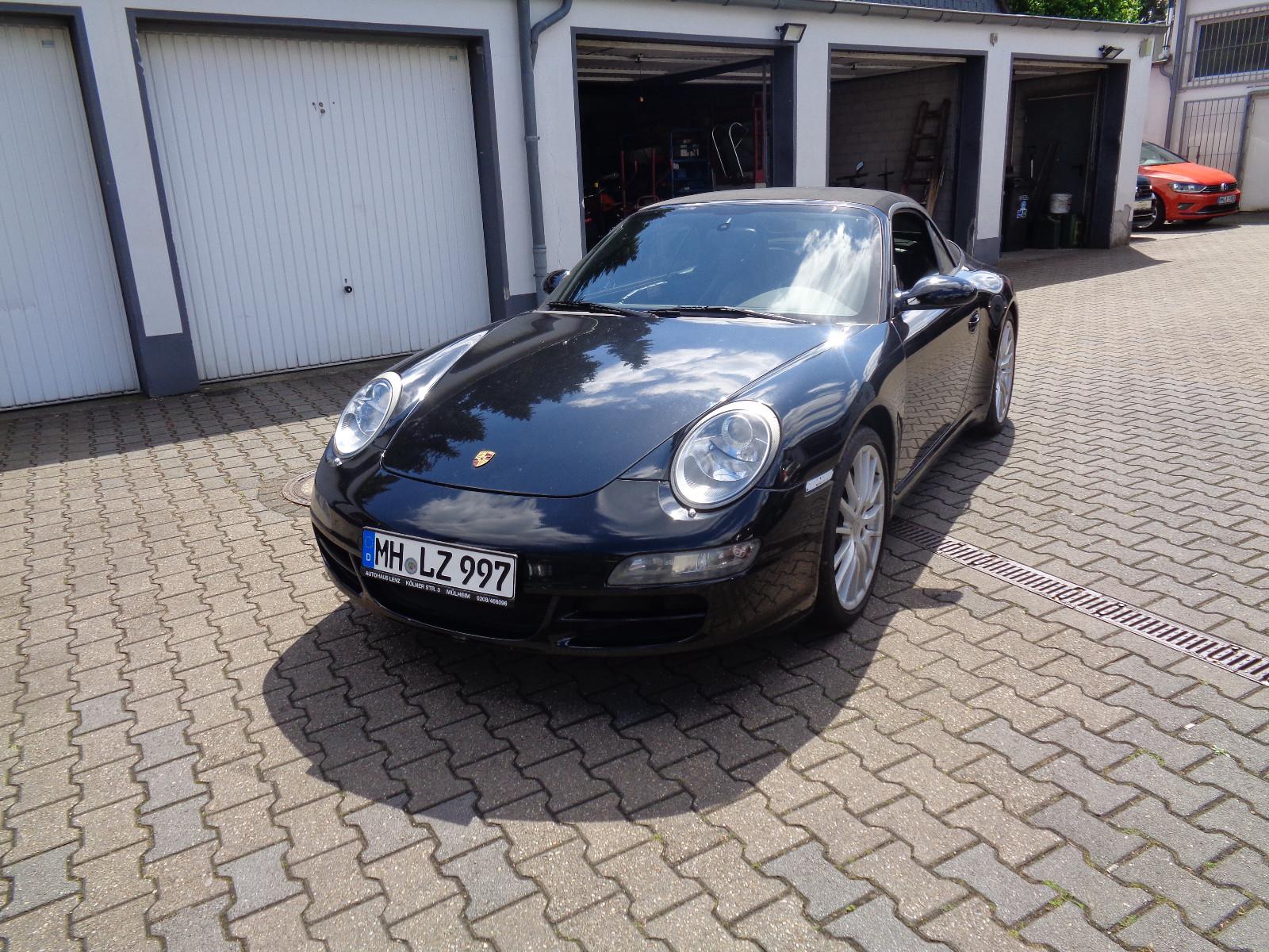 Porsche 911/997*Leder*NAVI*19Zoll*SHZ*XENON*TÜV NEU*