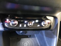 Fahrzeugabbildung Opel Corsa 1.2 ELEGANCE 74KW/SHZ/PDC/KAMERA/LED/ALU16