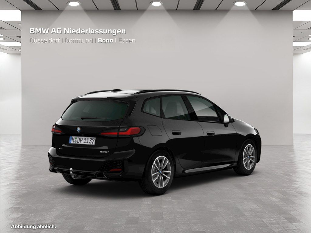 BMW 223 Active Tourer - Bild 4