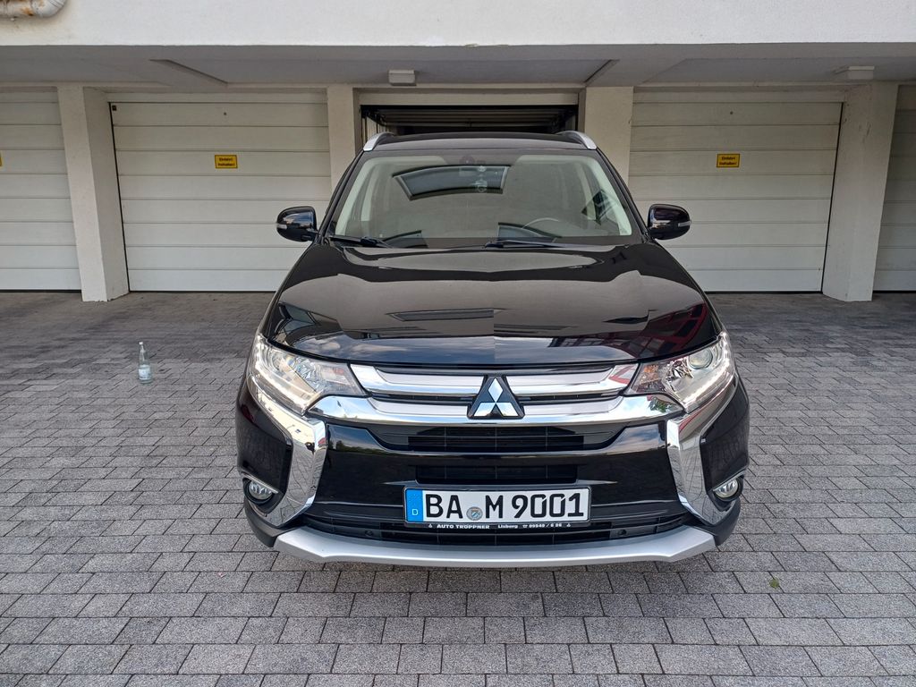 Image of Mitsubishi Outlander