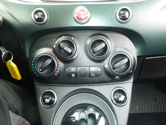 Fahrzeugabbildung Fiat 500 Lim. 1.2 8V RockStar S&S>AUT/PANO/NAVI/SPORT