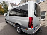 Mercedes-Benz Sprinter 319 V6  9SItzer - Mercedes-Benz Sprinter mit Diesel-Antrieb: Kombi, Automatik