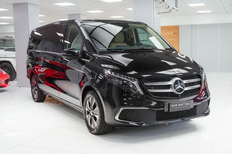 Image of Mercedes-Benz Viano