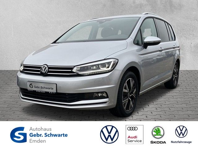 Volkswagen Touran 1,5 TSI DSG Move AHK LED Navi Kamera