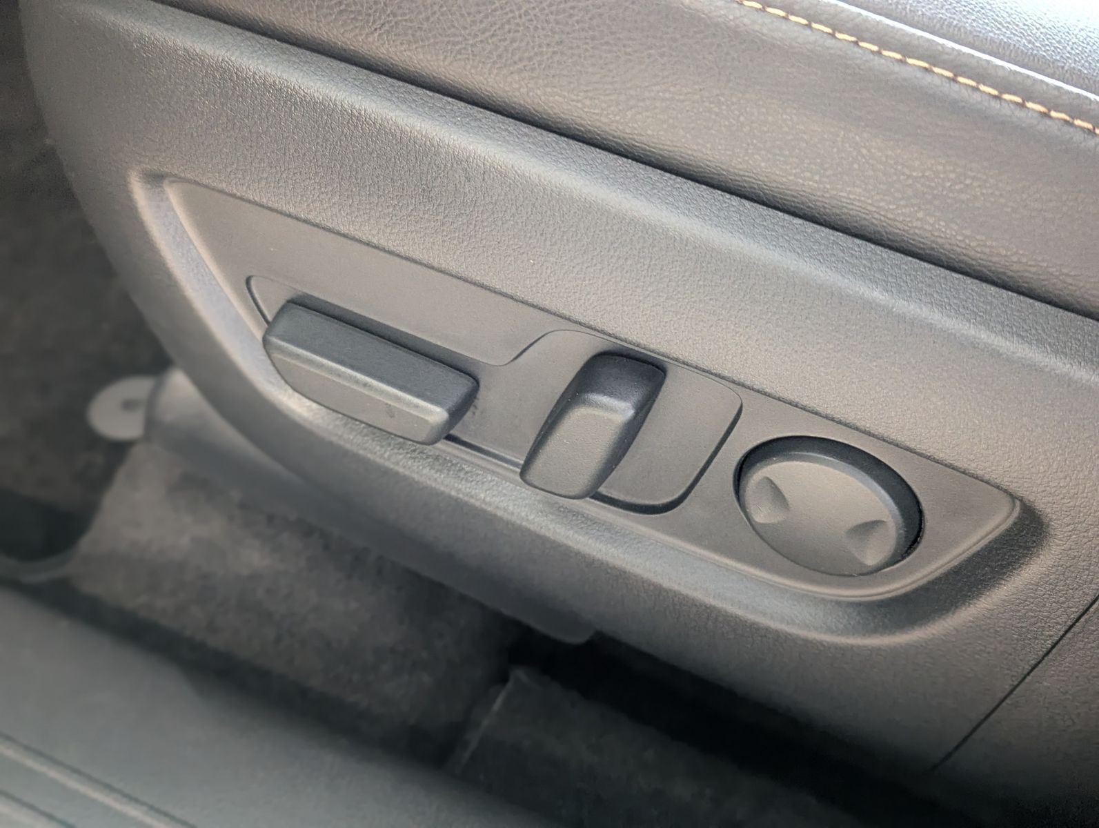 MAZDA CX-60  e-SKYACTIV-D 254 HOMURA AWD HUD Bose 20" - Image 21