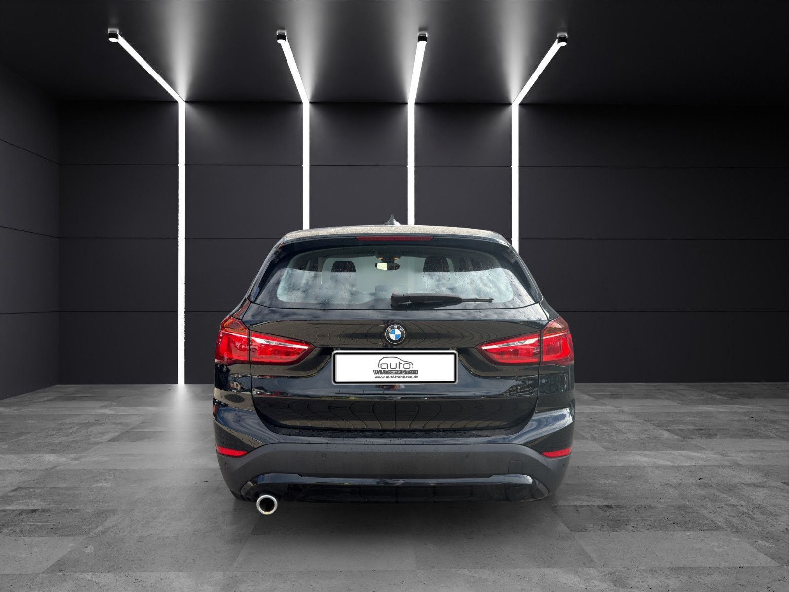Fahrzeugabbildung BMW X1 sDrive 18 i Advantage PDC*Shzg*2-Zo.Klima*
