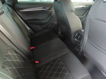 Fotografie 8 des Skoda Karoq Sportline 1.5 DSG Navi AHK 5-J.Garantie