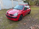 Renault Clio 1.2  mit frischem TÜV 10/2027 - gebrauchte Renault Clio aus dem Jahr 2004