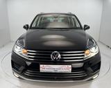 Volkswagen Touareg V6 BlueMotion 4Motion*3,0TDI*AHK*NAVI*E6 - Volkswagen Touareg: 3.0