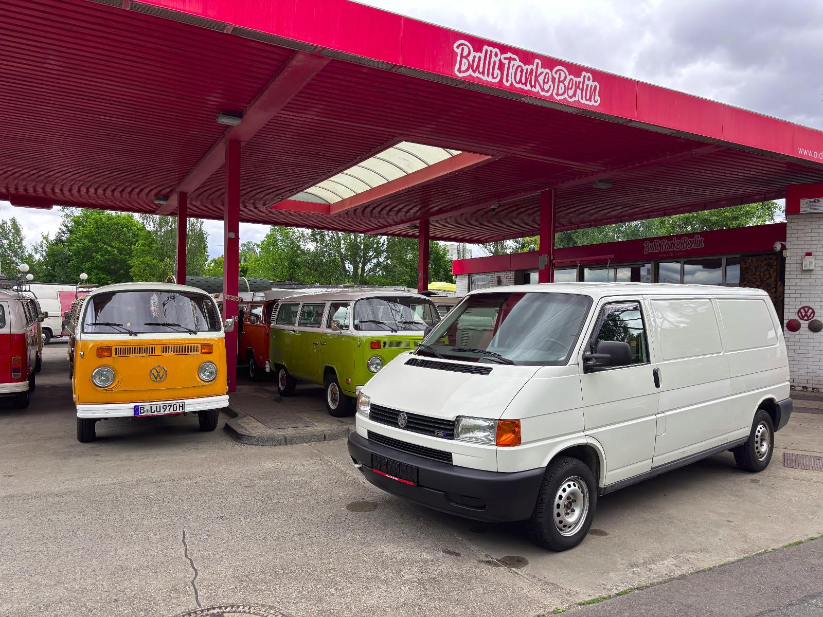 Volkswagen T4 2,5l TDI Kasten Langer Radstand Camper TÜVneu