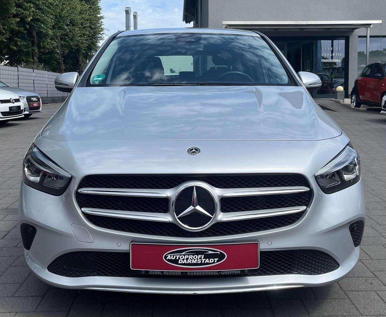 Mercedes-Benz B 180 B 180 TÜV AU NEU*PDC*CARPLAY*NAVI*KAMERA*