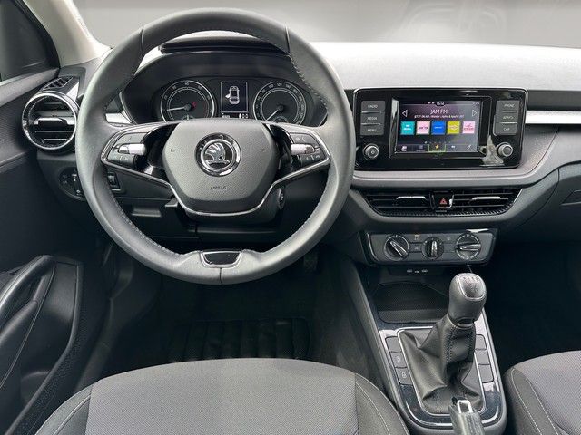 Fahrzeugabbildung SKODA Fabia 1.0l Selection LED+TEMPOMAT+SMARTLINK+++