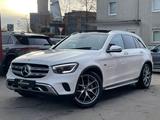 Mercedes-Benz GLC 300 e 4M AMG-LINE/PANO/HUD/ - Mercedes-Benz GLC 300 in Essen