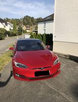 Tesla Model S 75D - Free supercharge autopilot - rote Tesla Model S