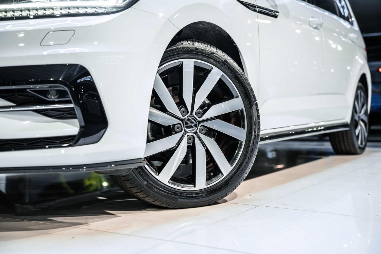 Volkswagen Touran 1.5 TSI DSG R-Line NAVI RFK ACC LED PANO, миниатюра 3