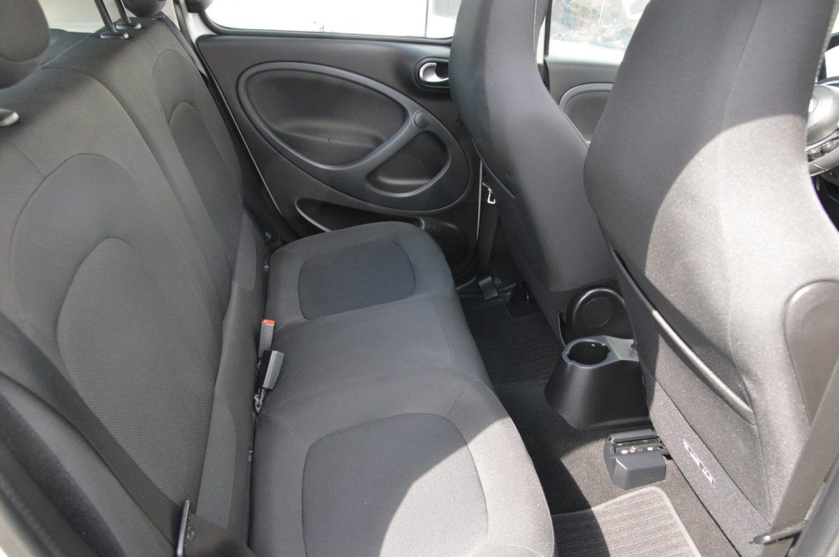 Fahrzeugabbildung Smart forfour  Passion Faltdach Alu Shz Automatik