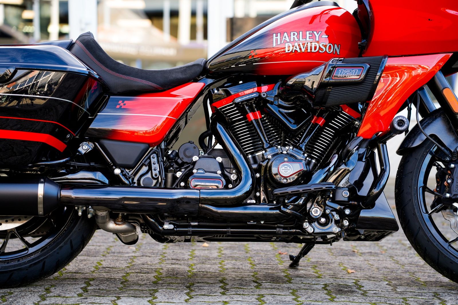 Fahrzeugabbildung Harley-Davidson CVO Road Glide  FLTRXSTSE 121 cui MY 26