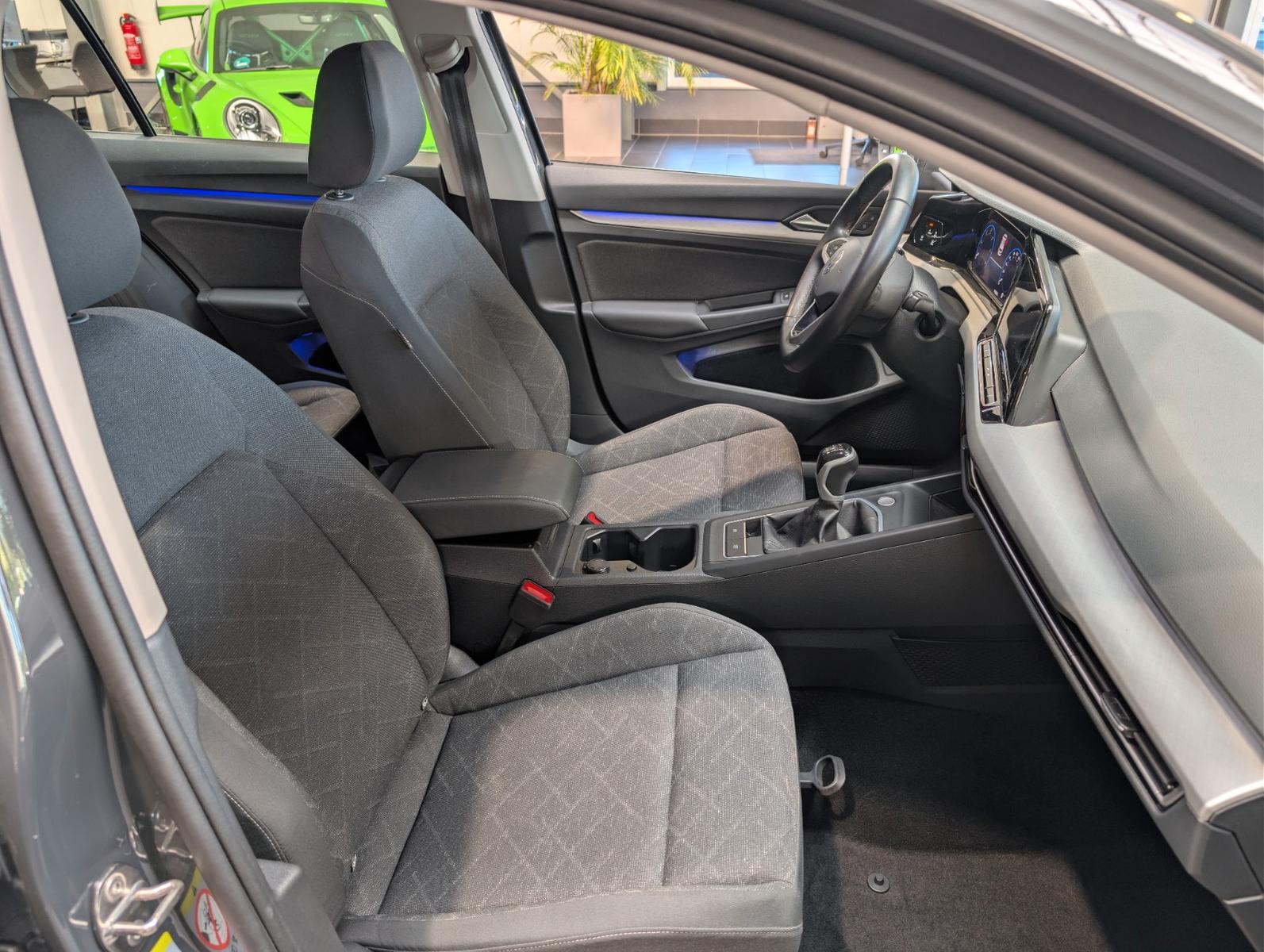 Volkswagen Golf 2.0 TDI SCR Life 1.Hand, миниатюра 11