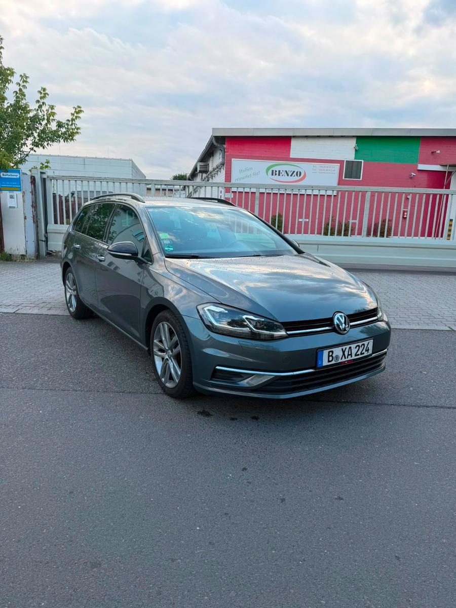 Volkswagen Golf Highline