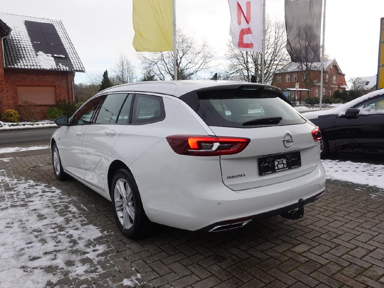 Fahrzeugabbildung Opel Insignia Sports Tourer 2,0 Business