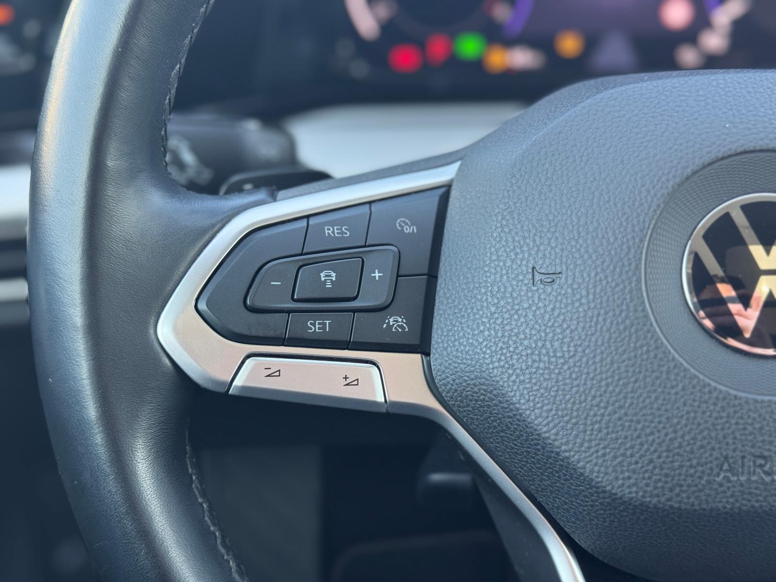 Volkswagen Golf VIII 8 Var. Life ACC Spur Pano Digi-Co Spur, миниатюра 17