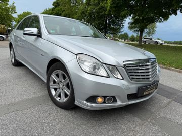 Mercedes E 220 - 1