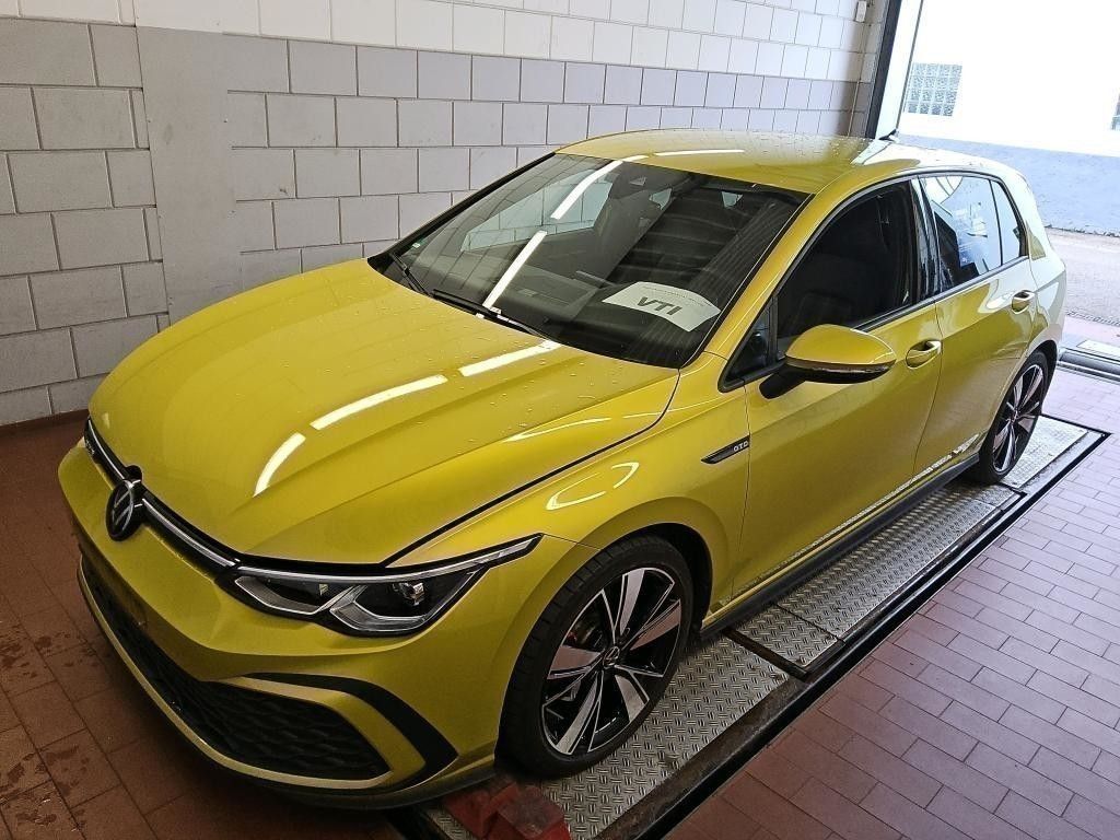 Volkswagen Golf - Bild 2