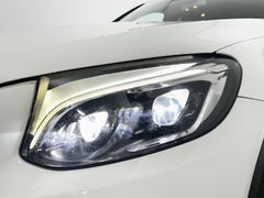 MERCEDES-BENZ GLC 220 d 4Matic / 1.HAND/  109.tKM / GARANTIE /