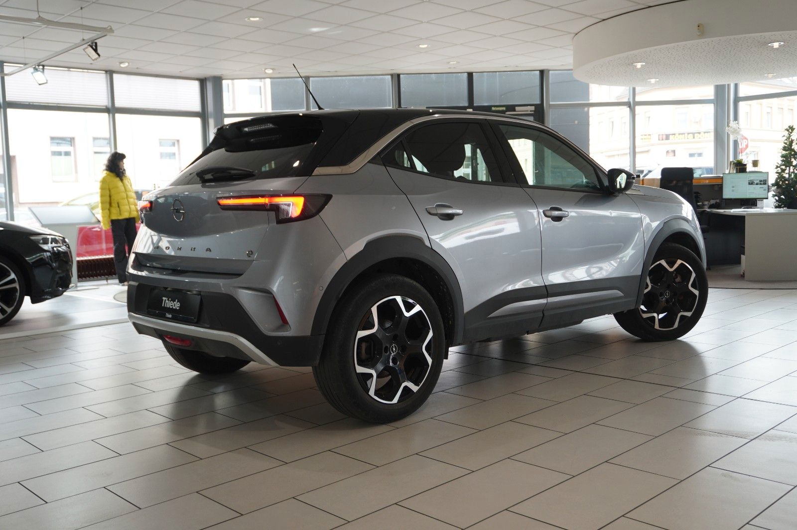 Fahrzeugabbildung Opel Mokka-e ULTIMATE 3-PHASIG NAVI/LED/KAMERA/DAB+