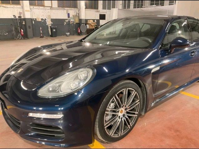 Porsche Panamera 3.0 Diesel Edition