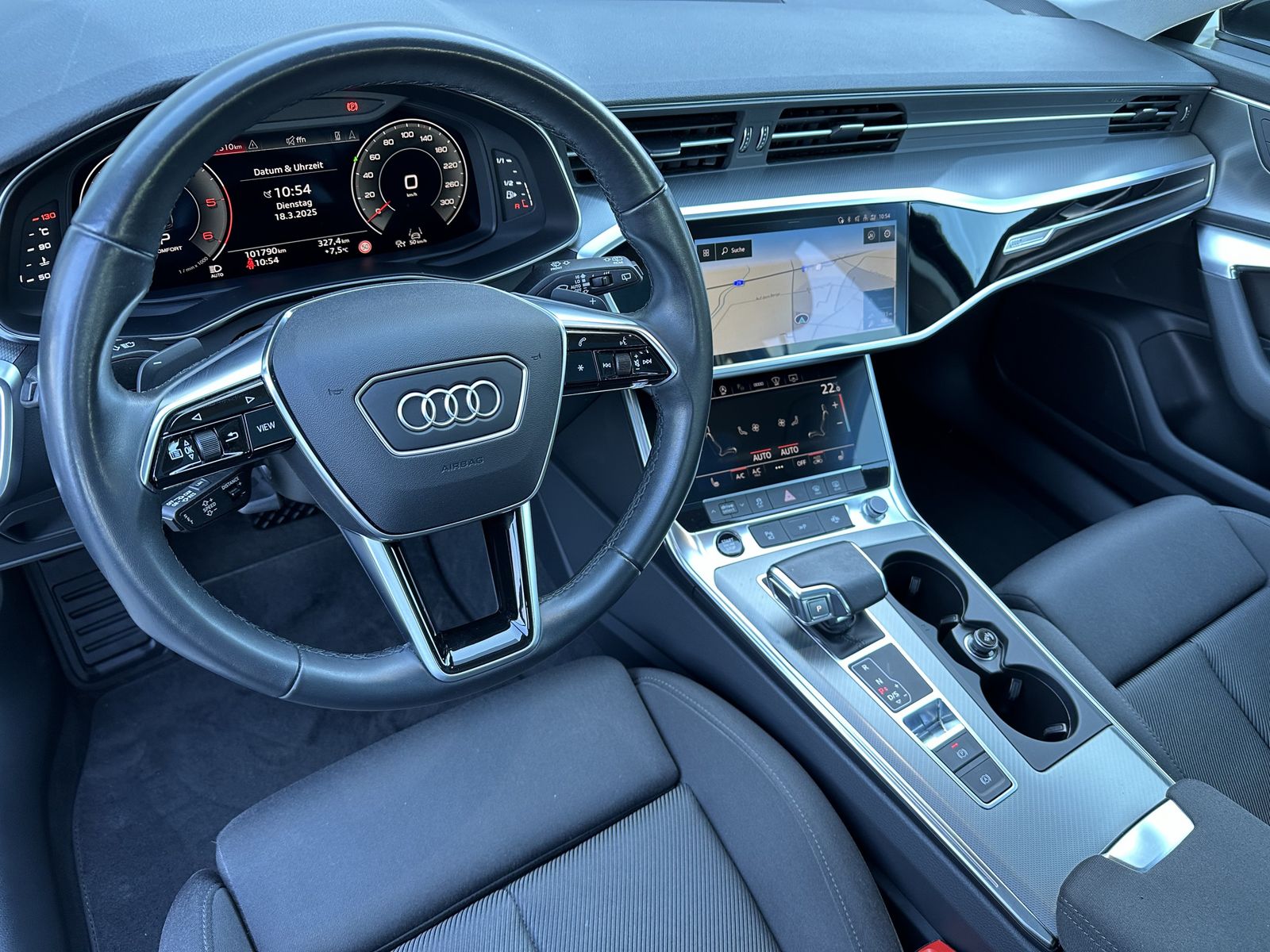 Fahrzeugabbildung Audi A6 Avant 40 TDI Sport NAV+MATRIX+360°+ACC+VC+HUD