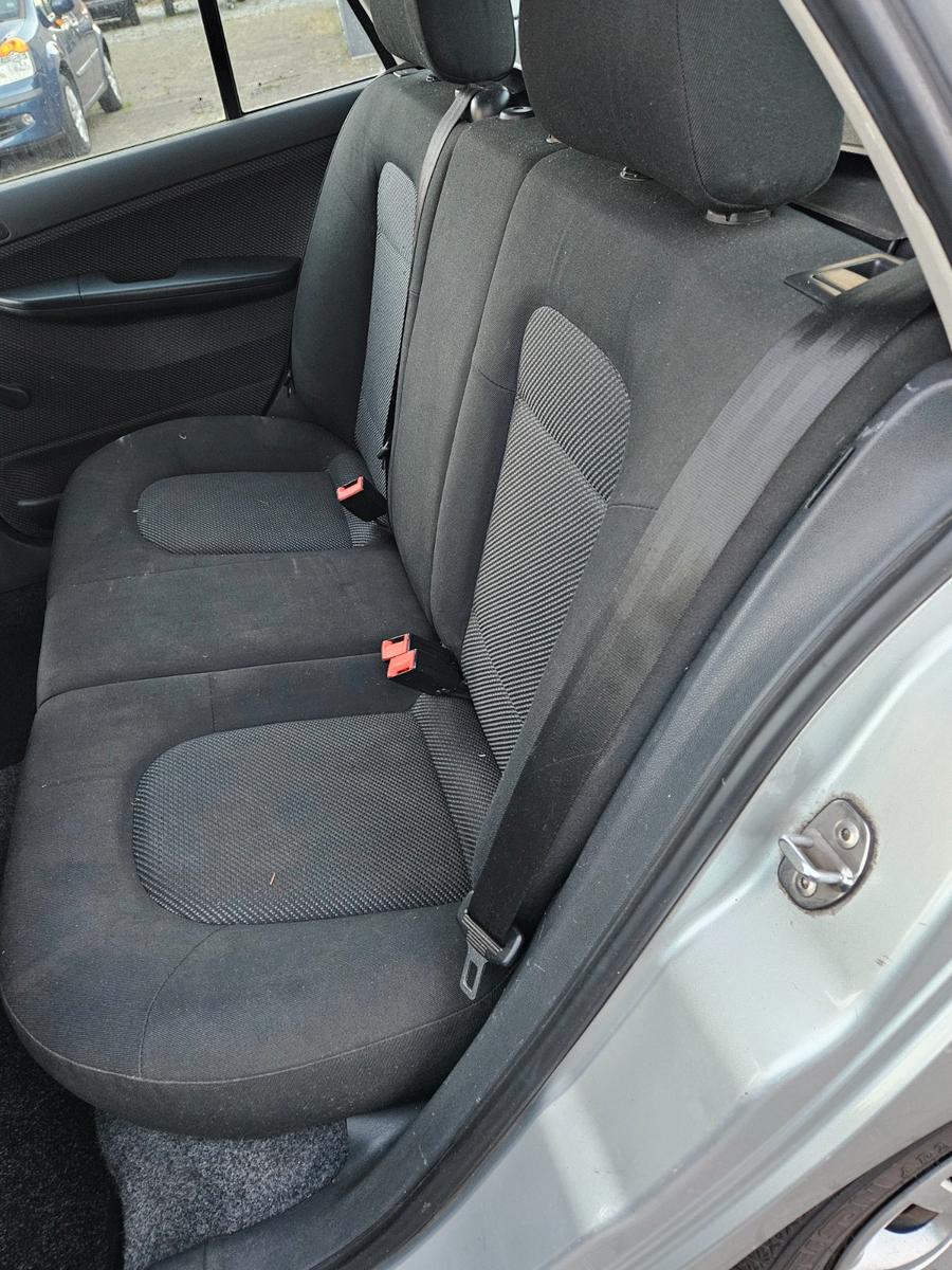 Skoda Fabia 2007 — photo 16