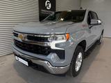 Chevrolet Silverado V6 1500 4WD Crew Cab 147"/ACC/CARPLAY/ - Chevrolet Gebrauchtwagen von 2024